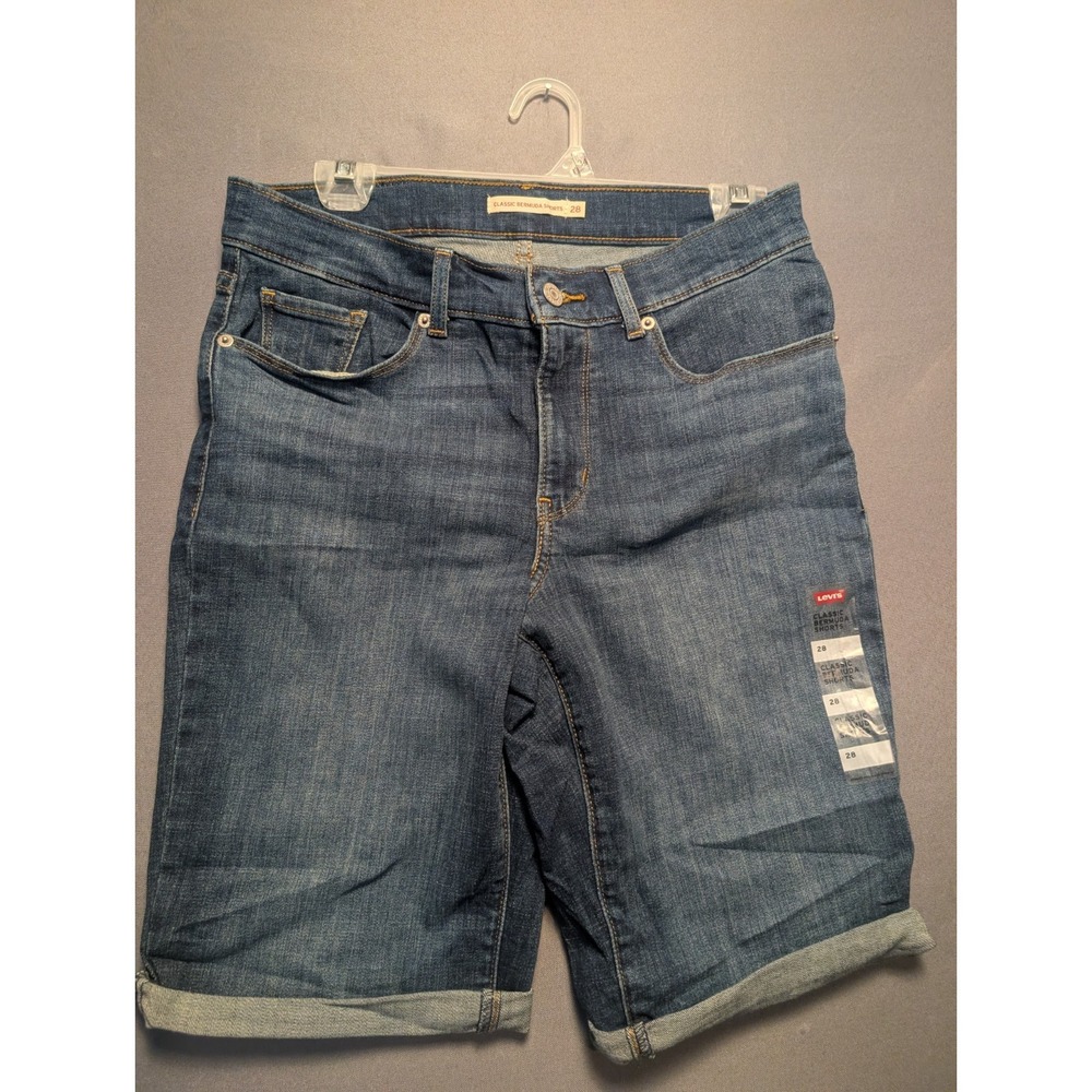 Levi's Women 28 Blue Denim Classic Fit Bermuda Shorts Cuffed 3723-3449